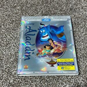 Disney Aladdin Diamond Edition Holographic Silver Cover